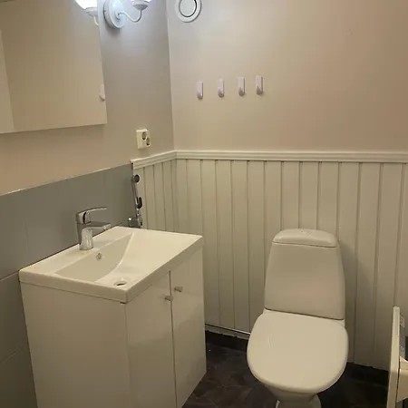 Cozy Near Centre And Golf Course, Upstairs