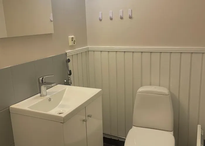 Cozy Near Centre And Golf Course, Upstairs